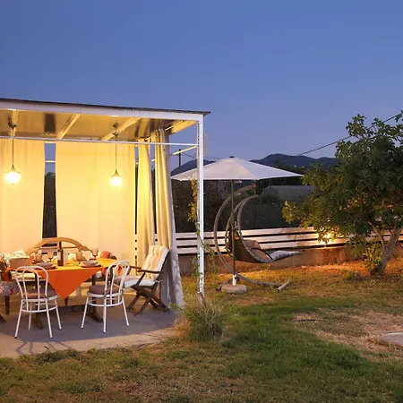 Ailanto Case de vacanță Ligia